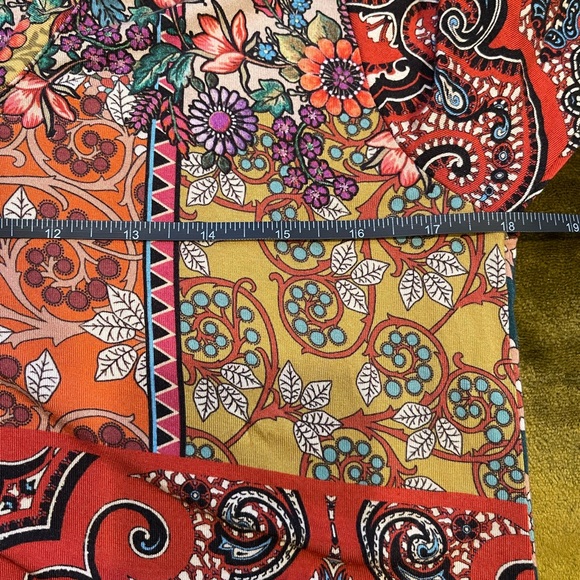 Johnny Was SZ XS Floral Paisley Moa Long Sleeve Swing Tee! - Picture 5 of 10